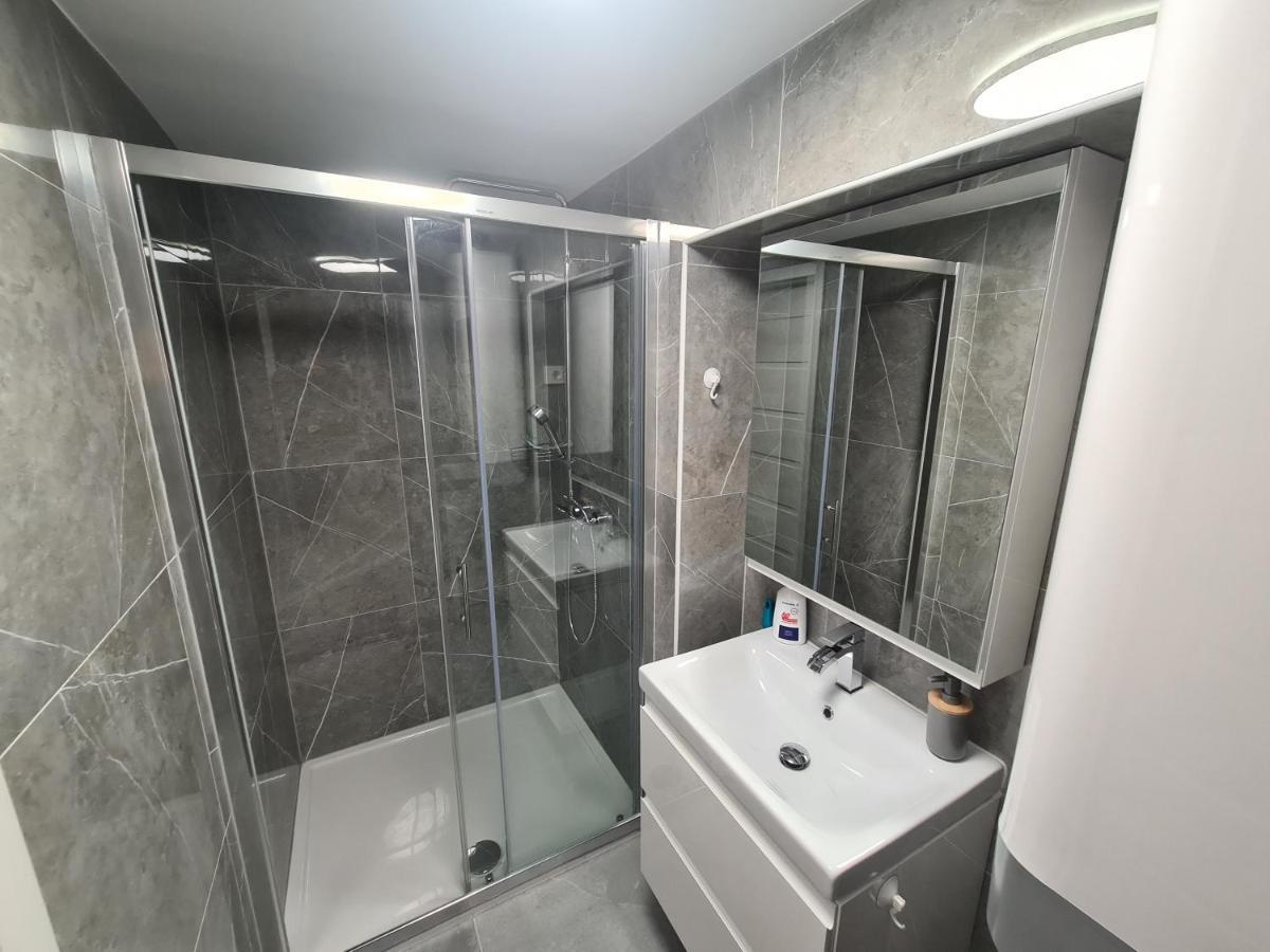 Apartma Sasko Apartment Izola Ngoại thất bức ảnh